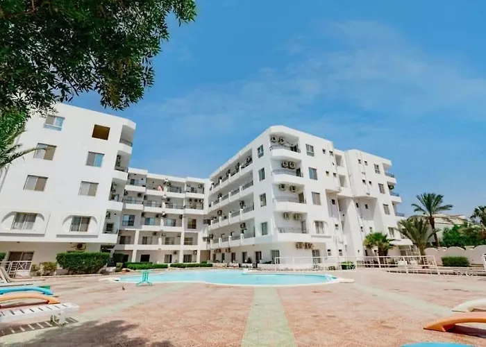 Makramia Compound Hurghada